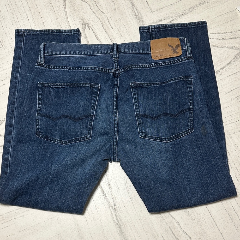 American Eagle Outfitters Classic Indigo Jeans - Picture 2 of 4